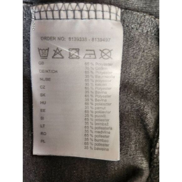 H13  Colors of the World gray sweatshirt - Picture 6 of 6